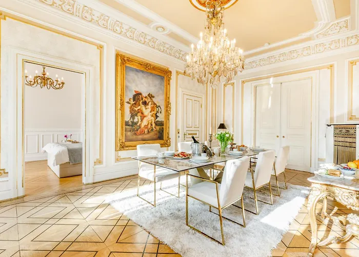Soiree Villa Near Alster With Garden And Party Room Hamburg